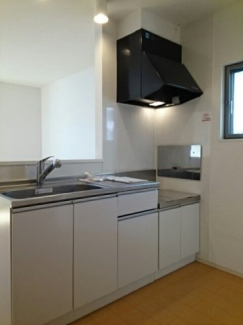 コンパクトなキッチンで掃除もラクラク