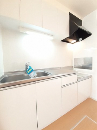 コンパクトなキッチンで掃除もラクラク