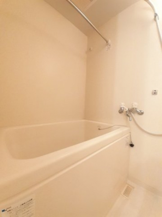 落ち着いた空間のお風呂です