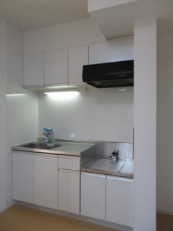 コンパクトなキッチンで掃除もラクラク