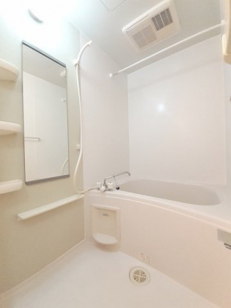 日々の疲れを癒すお風呂付です