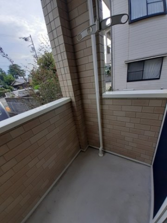 開放的で明るい空間を演出してくれるバルコニーです