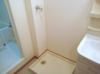 内装は落ち着いています