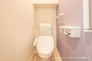 コンパクトで使いやすいトイレです