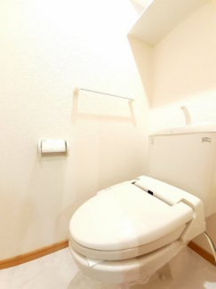 落ち着いたトイレです