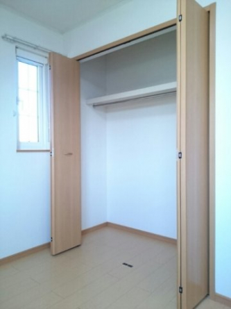 こまごまとしたものを収納できそうですね