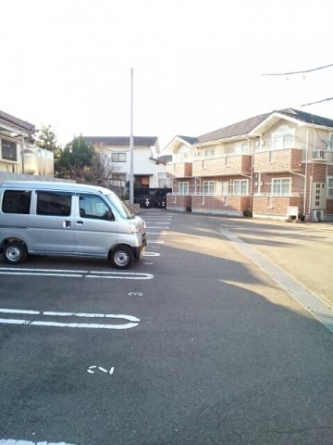 駐車場に車を止められます