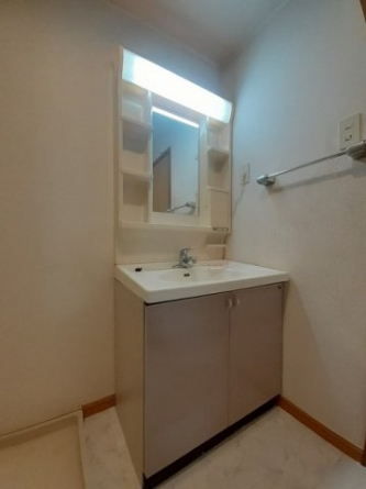 コンパクトで使いやすい洗面所