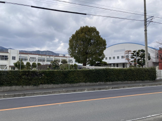 東温市立北吉井小学校まで197m