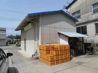 松山市山西町の倉庫の画像