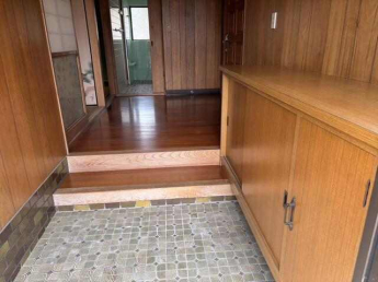 広々とした玄関なので、バリアフリースロープの取り付けも可能で