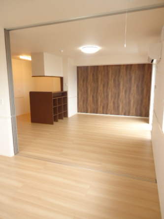 【居間・リビング】