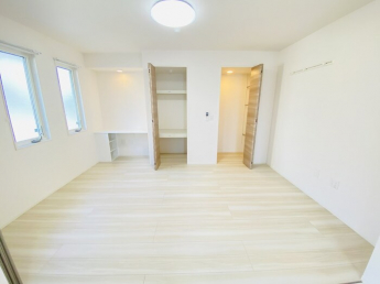 【居間・リビング】