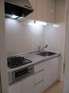 コンパクトなキッチンで掃除もラクラク