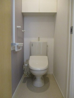 コンパクトで使いやすいトイレです