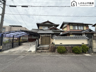 JR草津線『甲西駅』まで徒歩14分♪
駐車1台可
カーポート付き♪