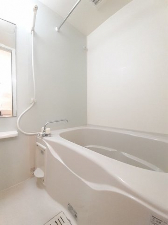 ゆったり過ごせるお風呂です