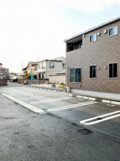 駐車場に車を止められます