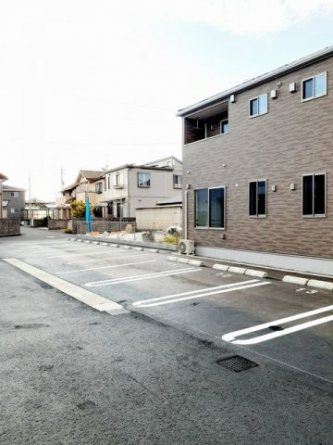 駐車場に車を止められます