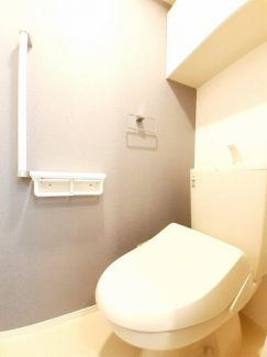 落ち着いたトイレです