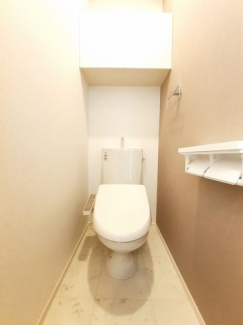 ゆったりとした空間のトイレです