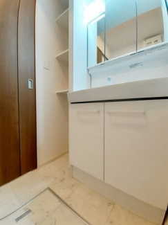 コンパクトで使いやすい洗面所