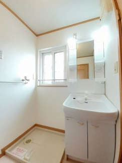 広い洗面スペース