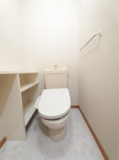 ゆったりとした空間のトイレです