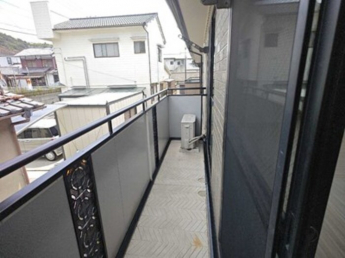 【バルコニー】