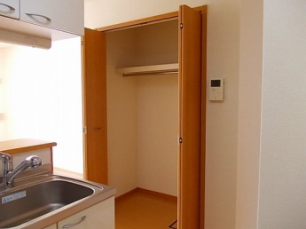 小物を収納するのに便利です