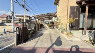 松山市正円寺３丁目の一戸建ての画像