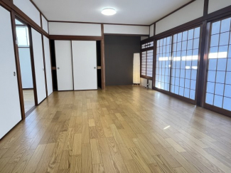 【居間・リビング】