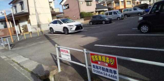 夏目町２駐車場の画像
