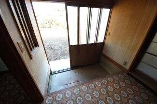 勝手口、建物北側に出られます