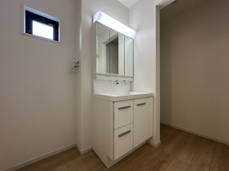 【独立洗面台】