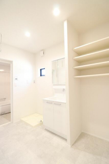 【施工例】ＴＯＴＯの洗面台オクターブＬｉｔｅを採用。