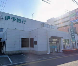 伊予銀行いよぎんＳＭＡＲＴｐｌｕｓ石井まで400m