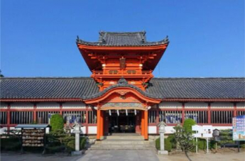 伊佐爾波神社まで273m