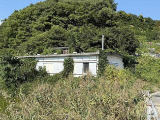 松山市鷹子町の倉庫の画像