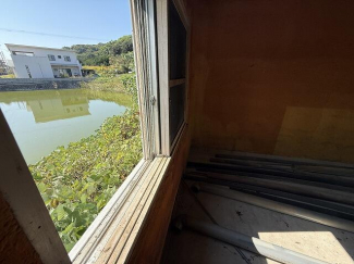 松山市鷹子町の倉庫の画像