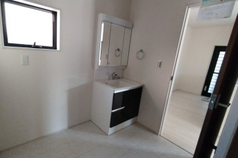 音羽町①号棟の画像