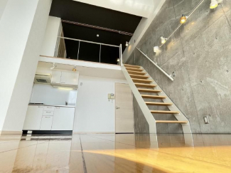 【居間・リビング】