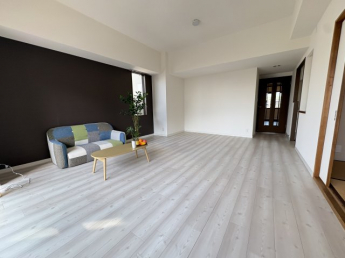 【居間・リビング】