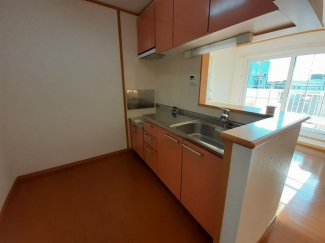 キッチンでお料理をお楽しみください