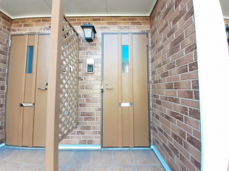 清潔なエントランスです