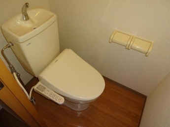 シャワー付トイレ