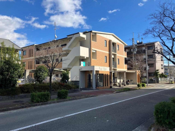 伊丹市荻野２丁目のマンションの画像