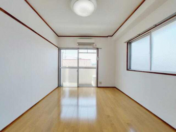 間取り・内観写真は参考です。