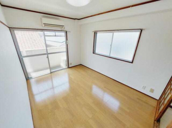 間取り・内観写真は参考です。