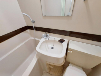 間取り・内観写真は参考です。